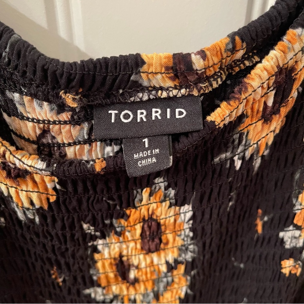 Torrid Women’s 14/16 Black Maxi Dress Sunflowers Hi-lo Wrap Flowy Off Shoulder - Picture 4 of 8